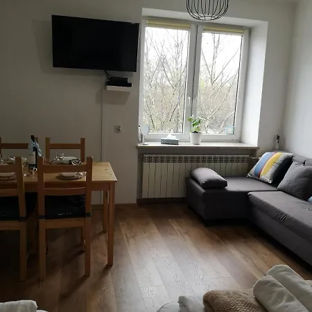 Woloska 80 Apartman *