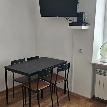 Apartment Woloska 80
